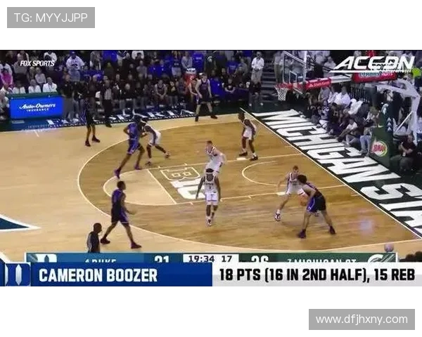 卡梅隆布泽尔砍下35分9板3助助力球队战胜阿肯色大学